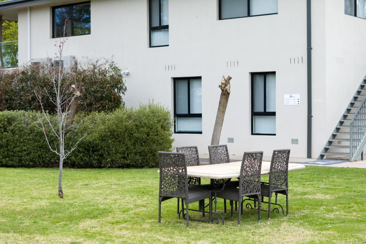 Apex Park Holiday Apartments Wangaratta Eksteriør bilde